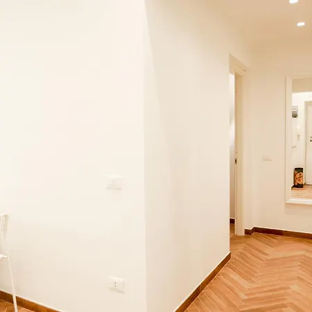 Apartment La Porta Magica